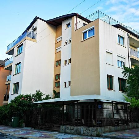 Paunovi Guest House Приморско Экстерьер фото