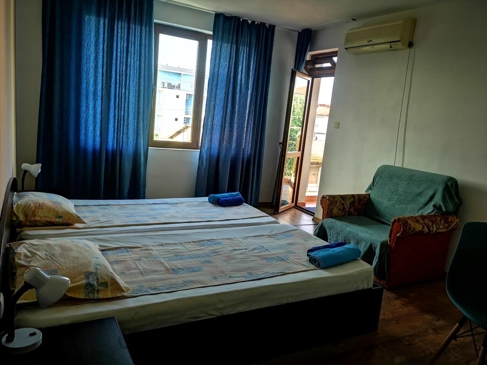 Paunovi Guest House Приморско Номер фото