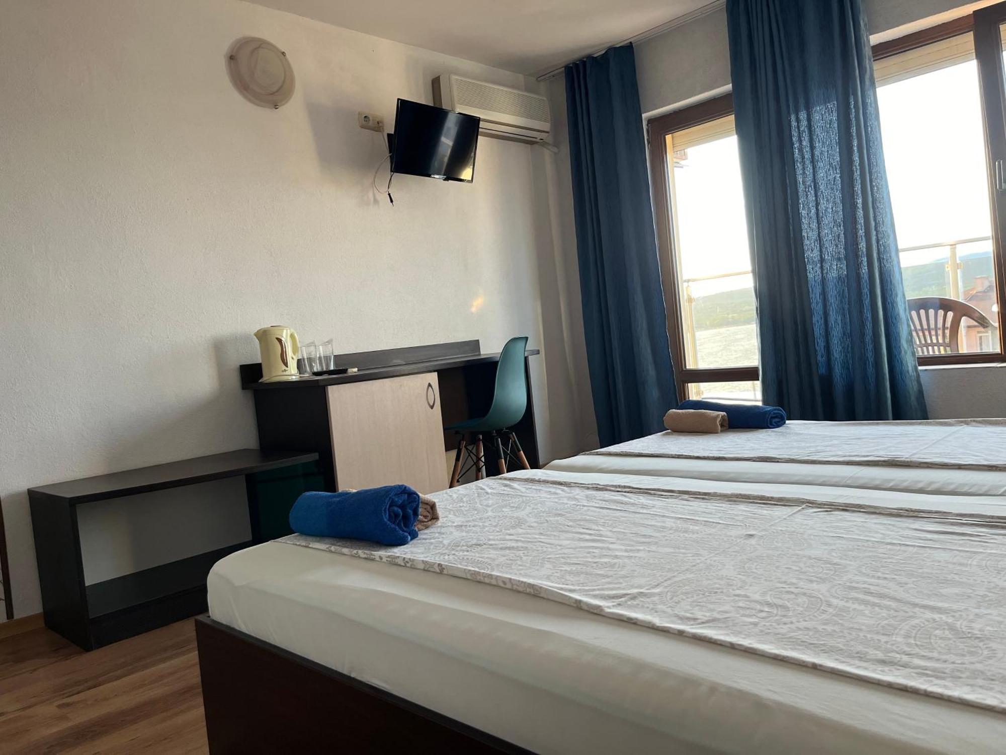 Paunovi Guest House Приморско Экстерьер фото