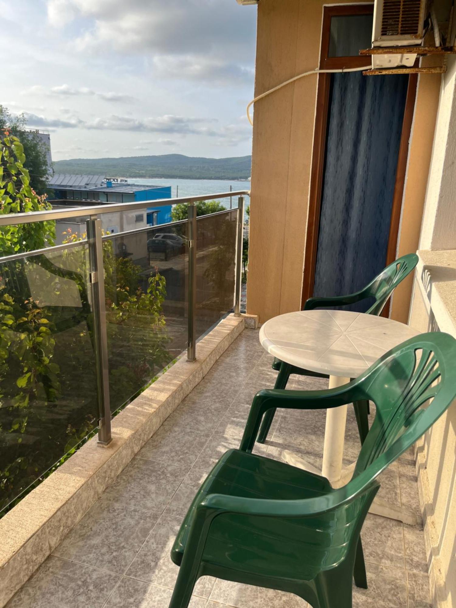 Paunovi Guest House Приморско Экстерьер фото