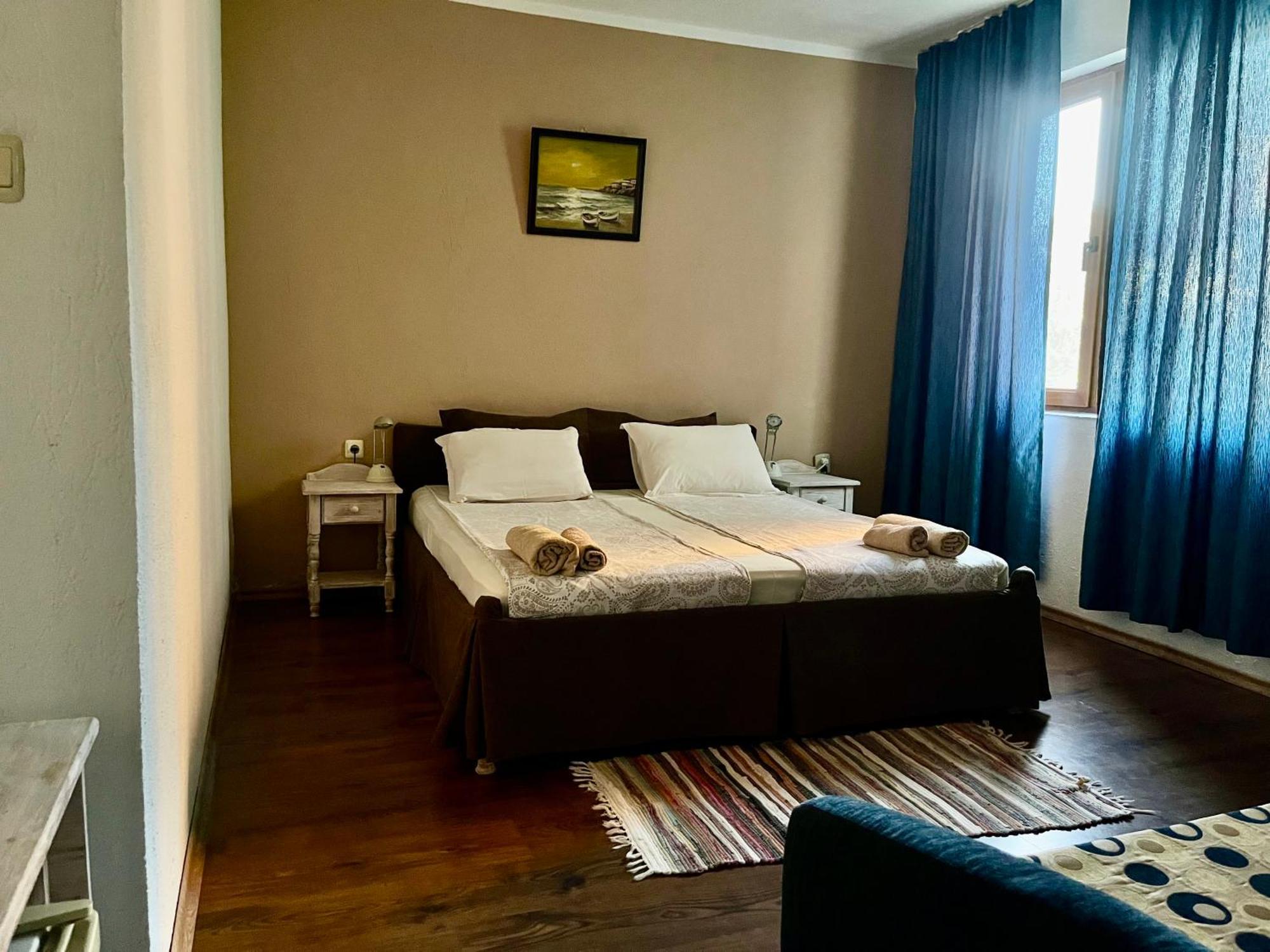Paunovi Guest House Приморско Экстерьер фото