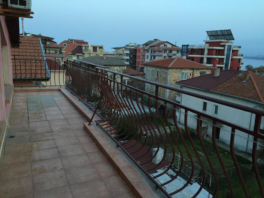 Paunovi Guest House Приморско Экстерьер фото